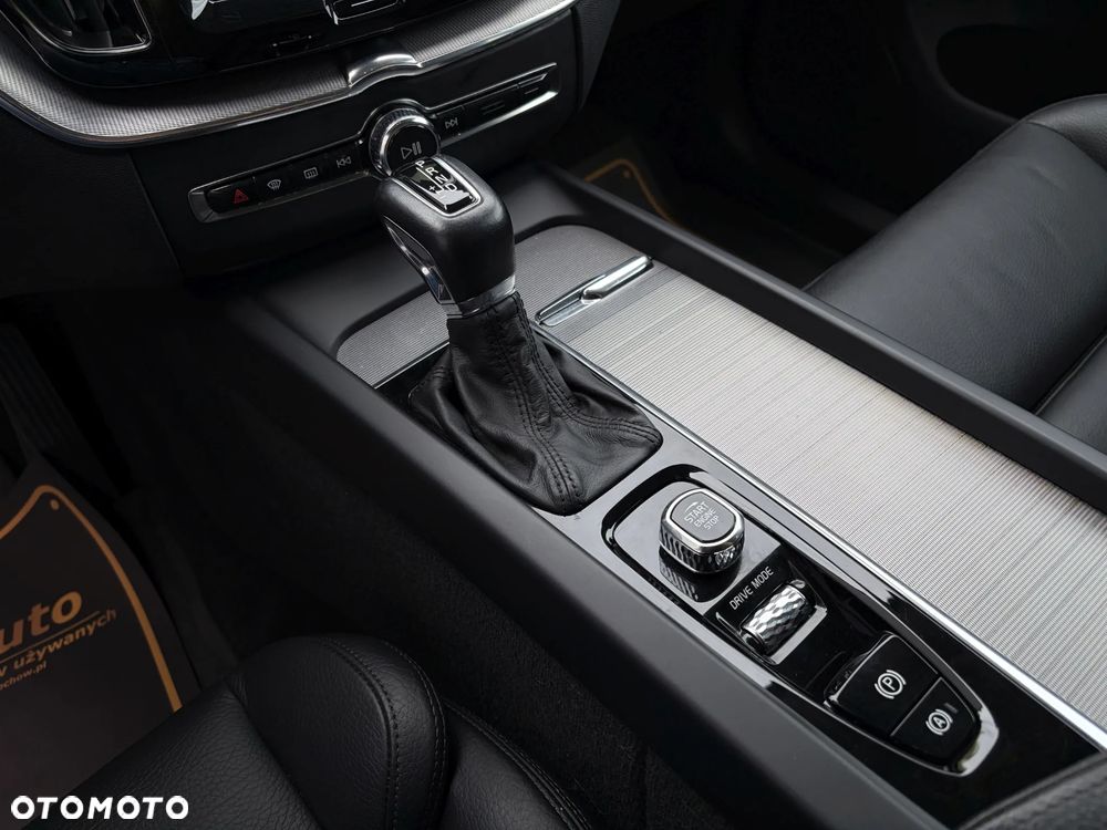 Volvo XC 60 D4 SCR Inscription - 31