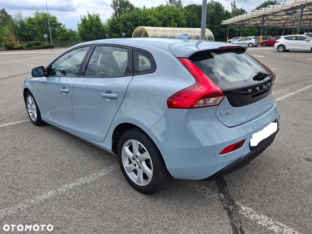 Volvo V40 T2 Drive-E Momentum - 4