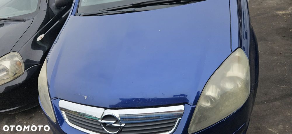 OPEL ZAFIRA B 1.9CDTI 05-08 LAMPA PRZÓD LEWA PRAWA