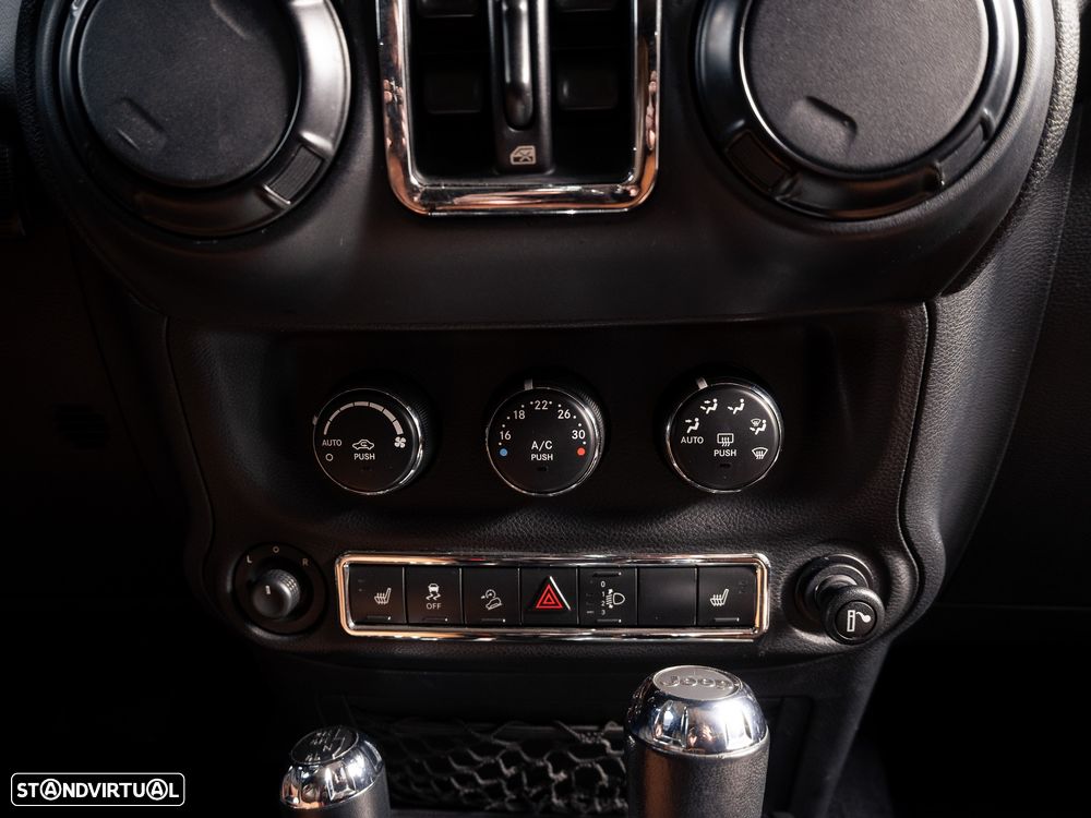 Jeep Wrangler Unlimited - 31