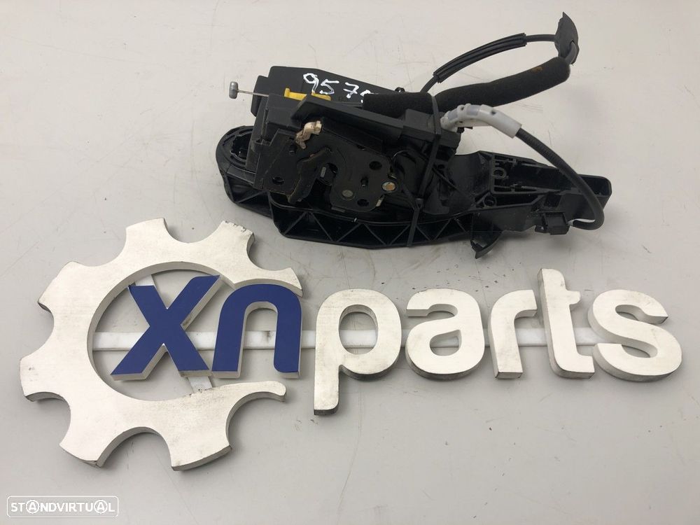 Fecho da porta Trás Dto Usado PEUGEOT 308 SW II 1.6 BlueHDi 120 | 03.14 - - 1