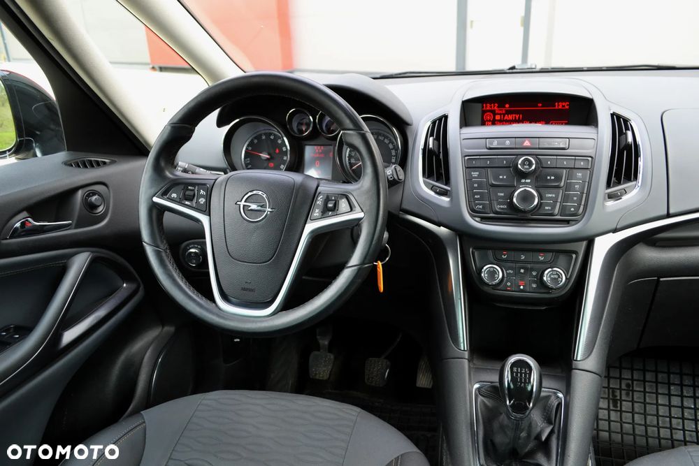 Opel Zafira 1.4 T Cosmo EcoFLEX S&S - 9