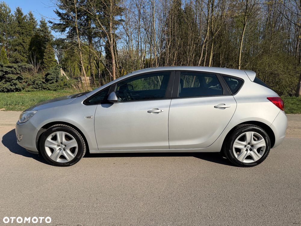 Opel Astra 1.4 Turbo - 8