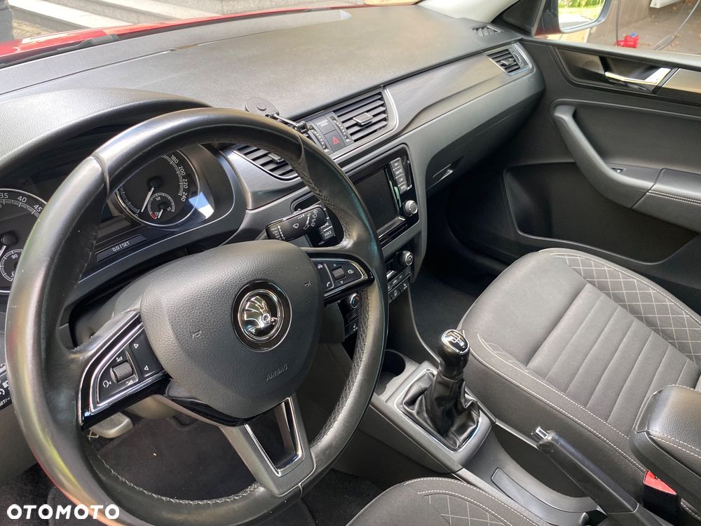 Skoda RAPID 1.6 TDI DPF Ambition - 19