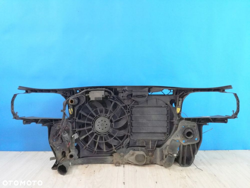 Audi A4 B7 2.0 TDI wzmocnienie pas chłodnice wentylator 04/07r. - 3