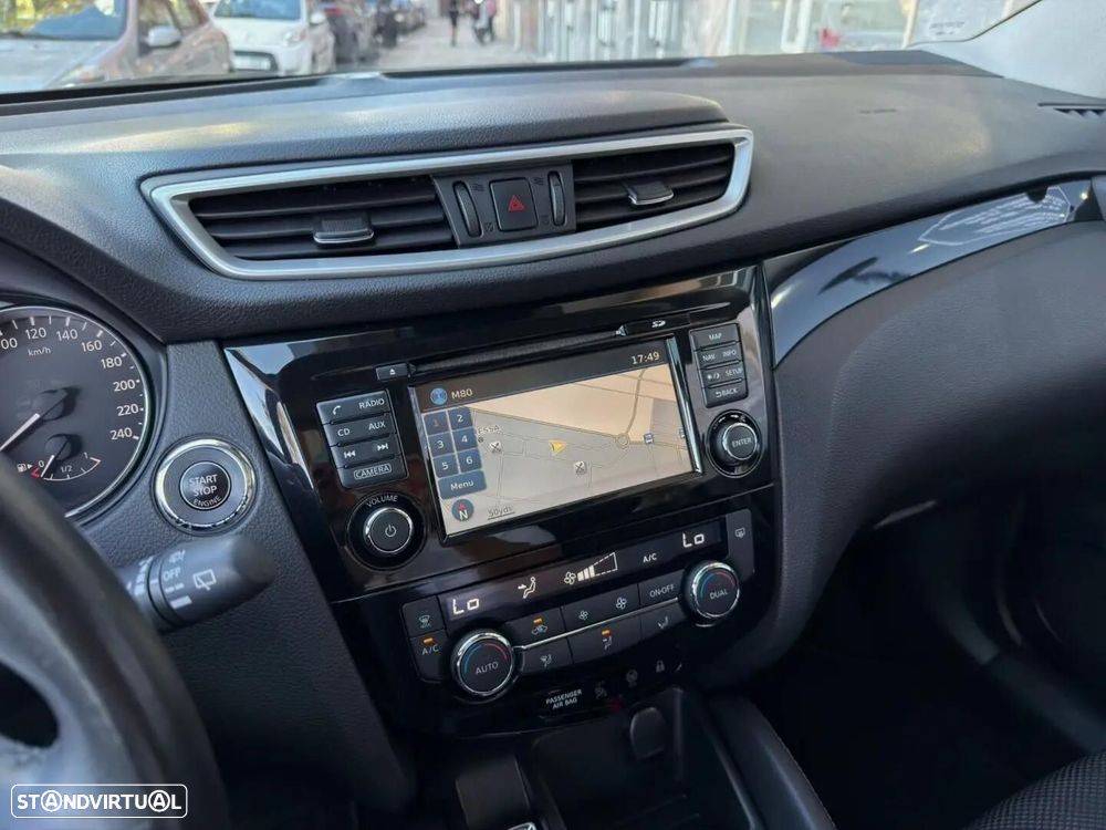 Nissan Qashqai 1.5 dCi Acenta Connect - 16