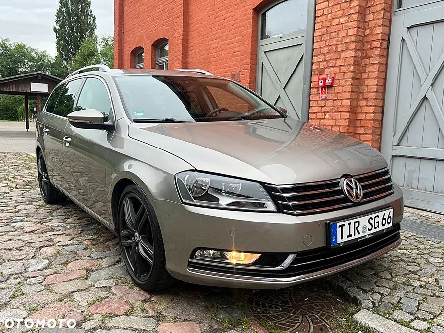 Volkswagen Passat 2.0 TDI DPF Highline - 20