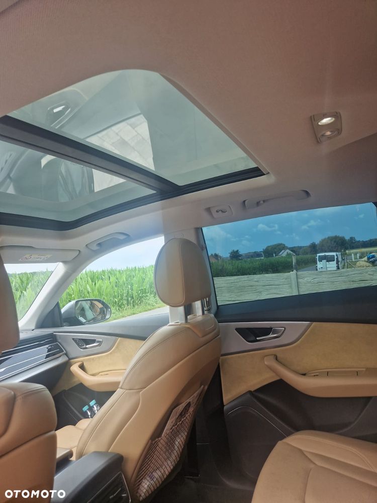 Audi Q8 - 9