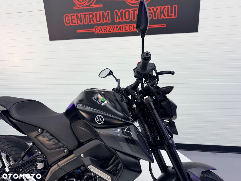 Yamaha MT - 22