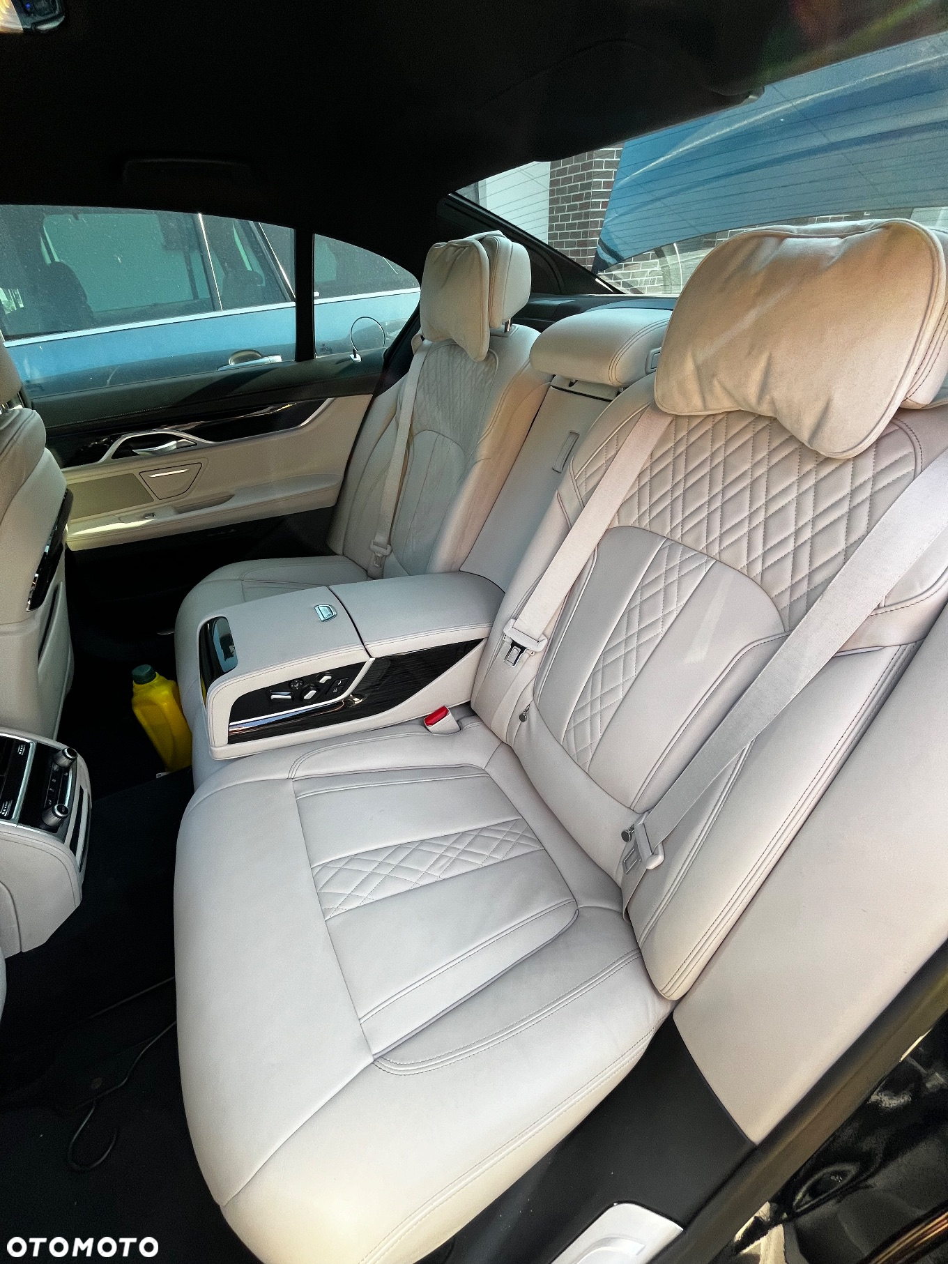 BMW Seria 7 740d xDrive sport - 12