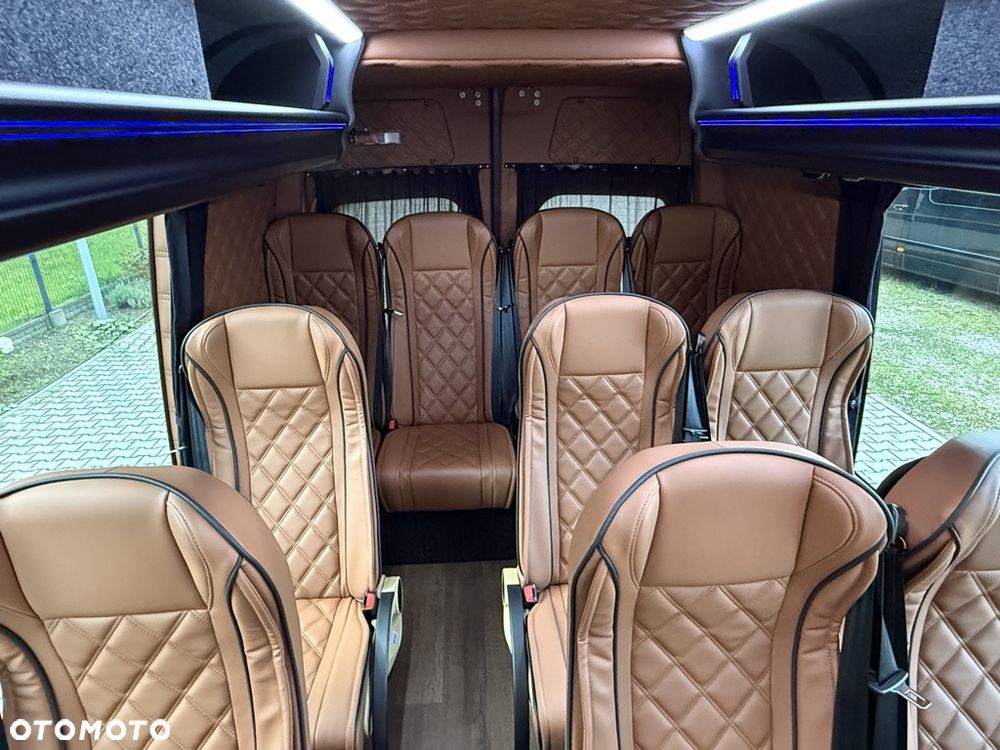 Mercedes-Benz Sprinter 519 Panoramic Line | JD - 17
