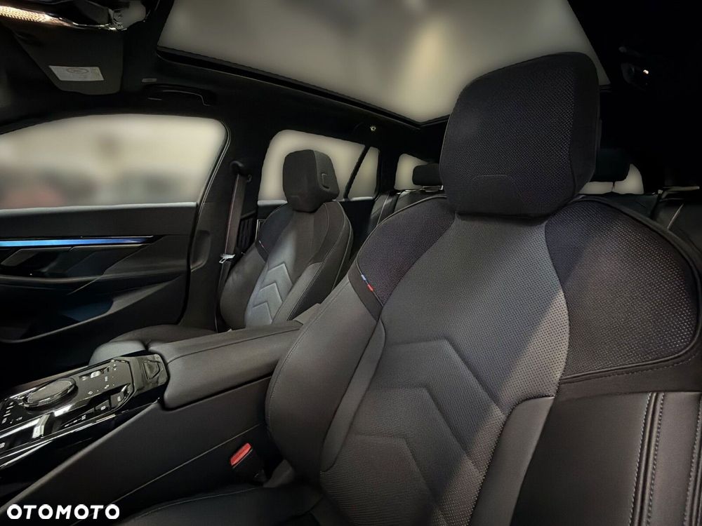 BMW Seria 5 - 13