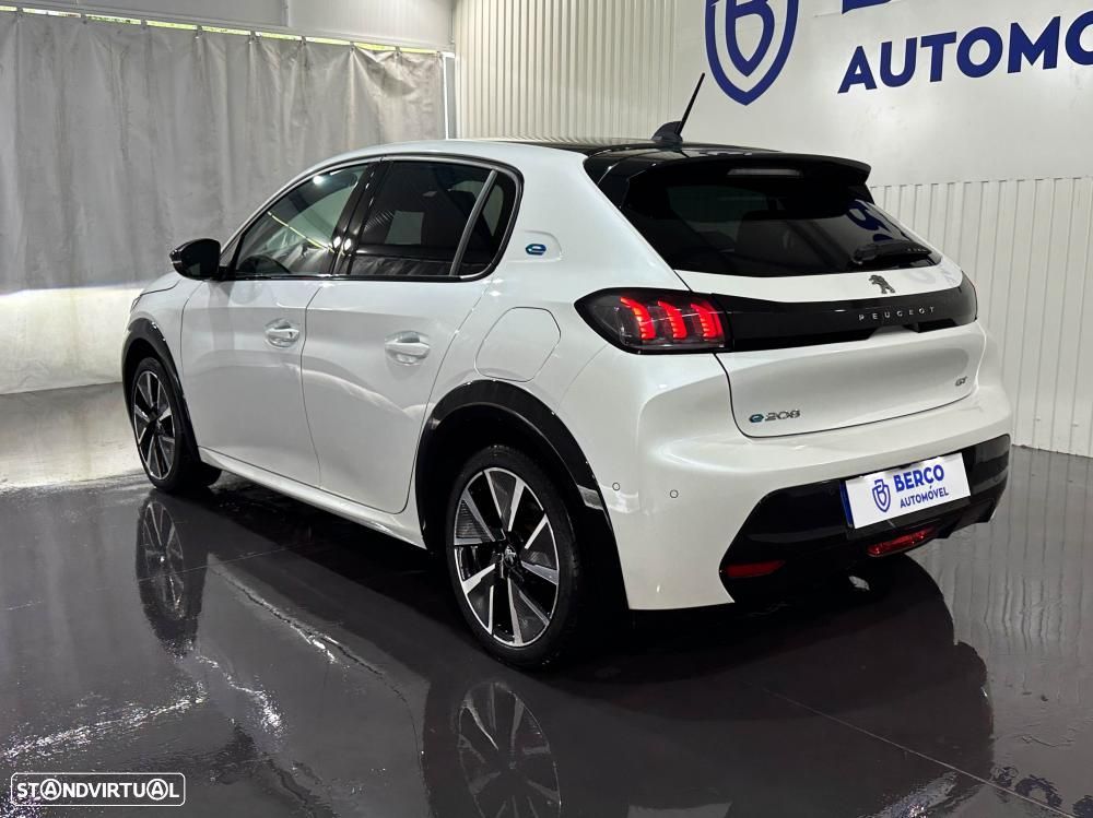 Peugeot e-208 50 kWh GT Pack - 5