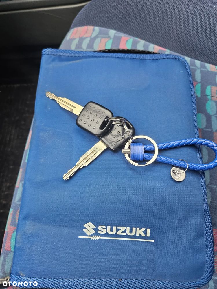 Suzuki Swift 1.0 GLX - 20