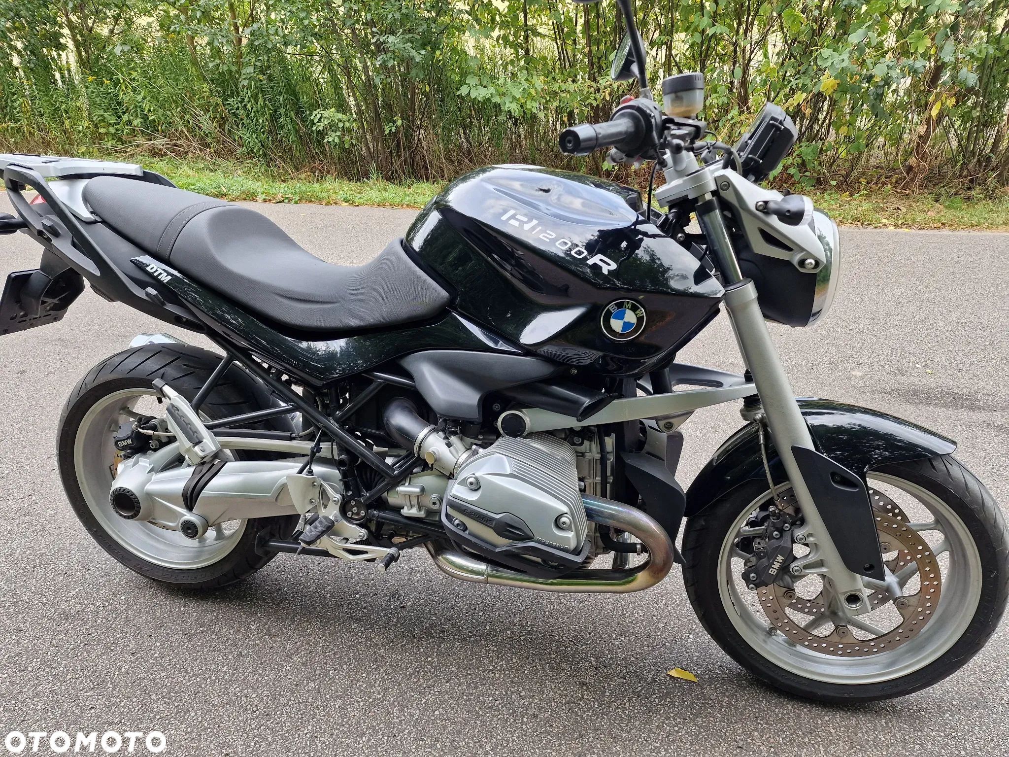 BMW R - 1