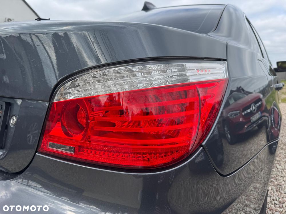 BMW Seria 5 520d Edition Exclusive - 18