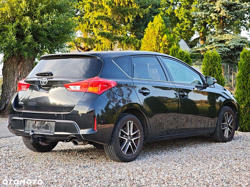 Toyota Auris 1.6 Sol - 6