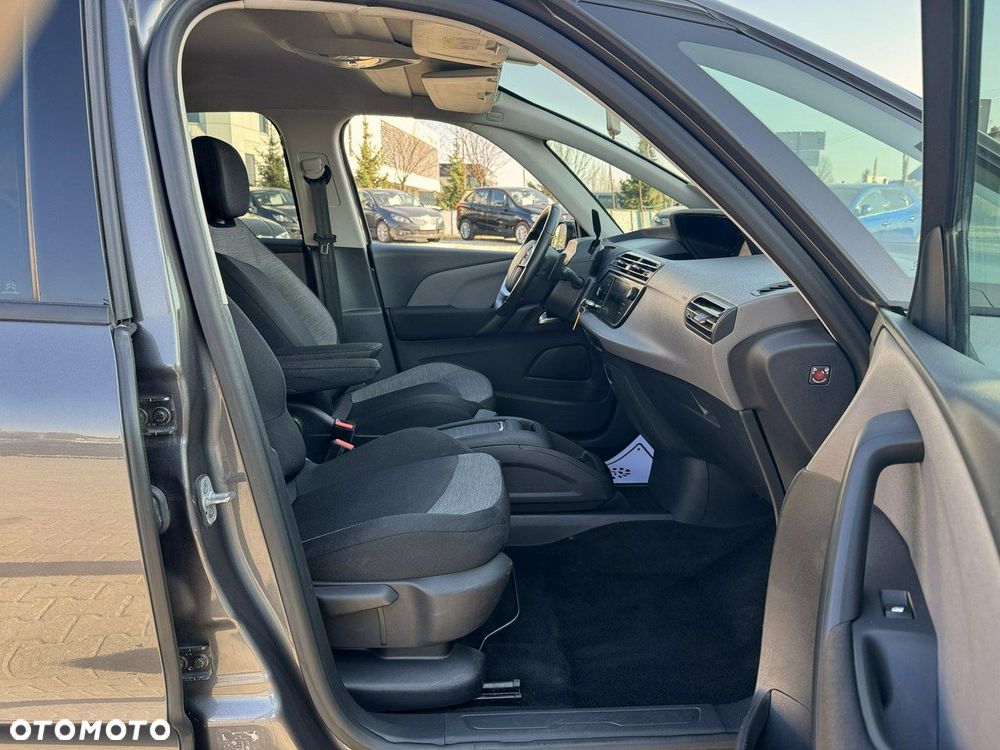 Citroën C4 SpaceTourer - 16