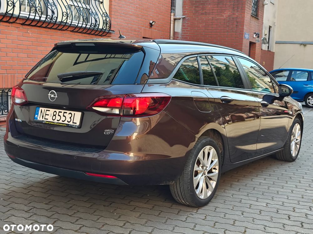Opel Astra 1.6 CDTI Sport - 34