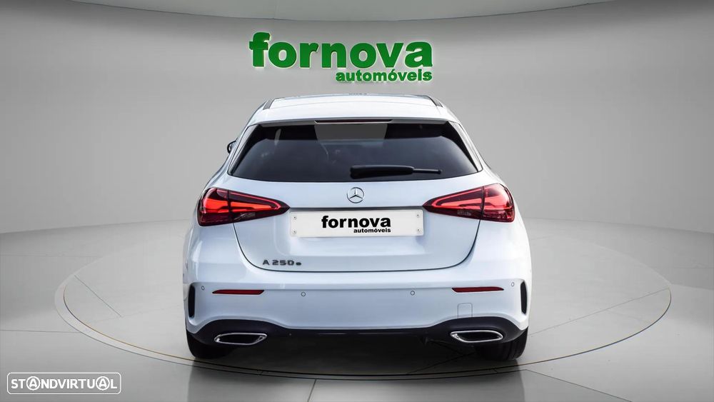 Mercedes-Benz A 250 e - 6