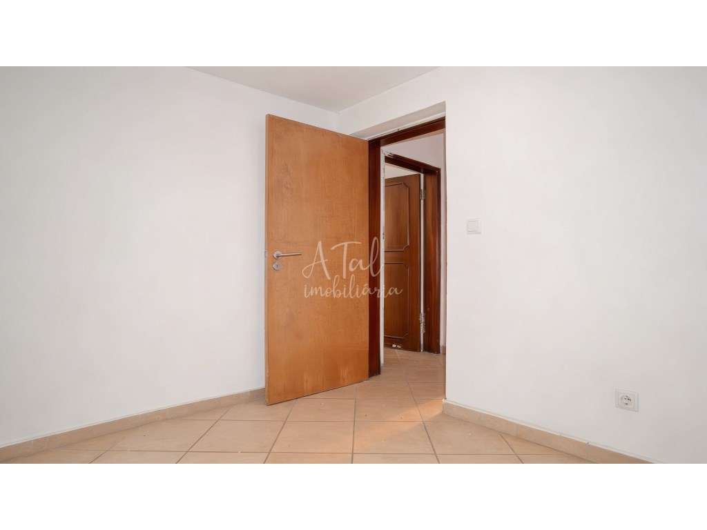 Apartamento T2 Renovado no Barreiro- Conforto e Modernidade ao Seu ... - Grande imagem: 5/10