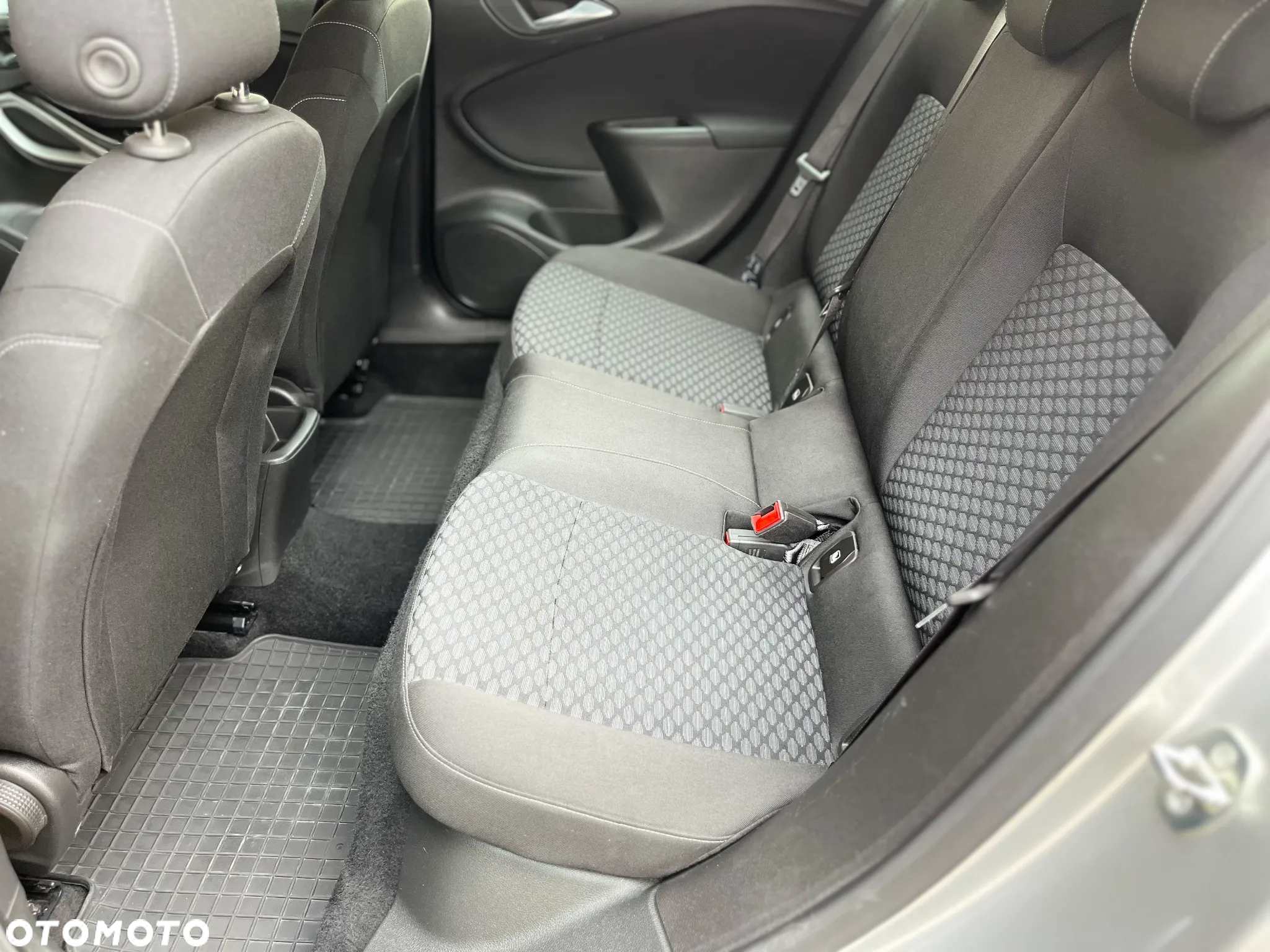 Opel Astra V 1.6 CDTI Enjoy - 23