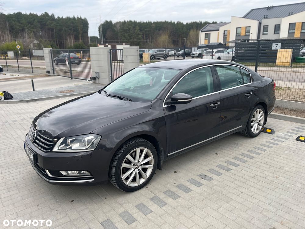Volkswagen Passat 2.0 TDI Comfortline DSG - 17