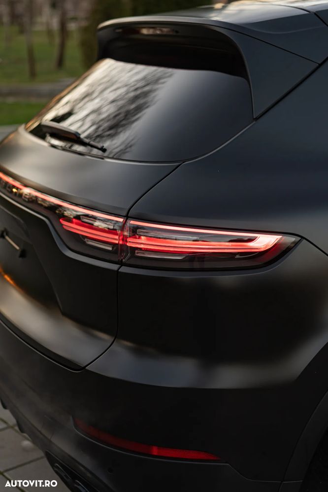 Porsche Cayenne E-Hybrid Tiptronic S - 17