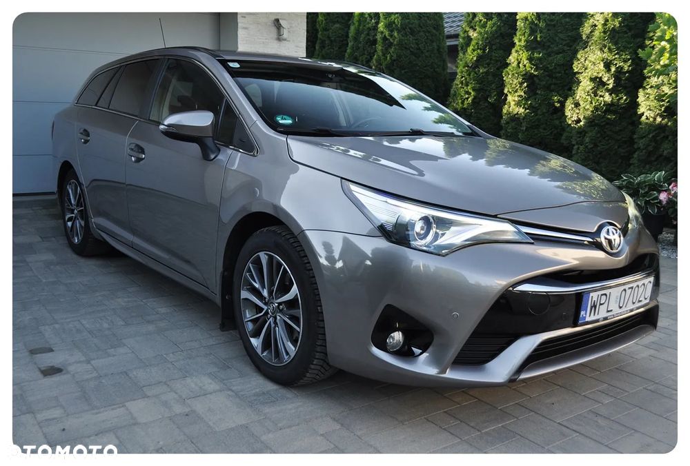 Toyota Avensis Touring Sports 1.8 Multidrive S Business Edition - 12