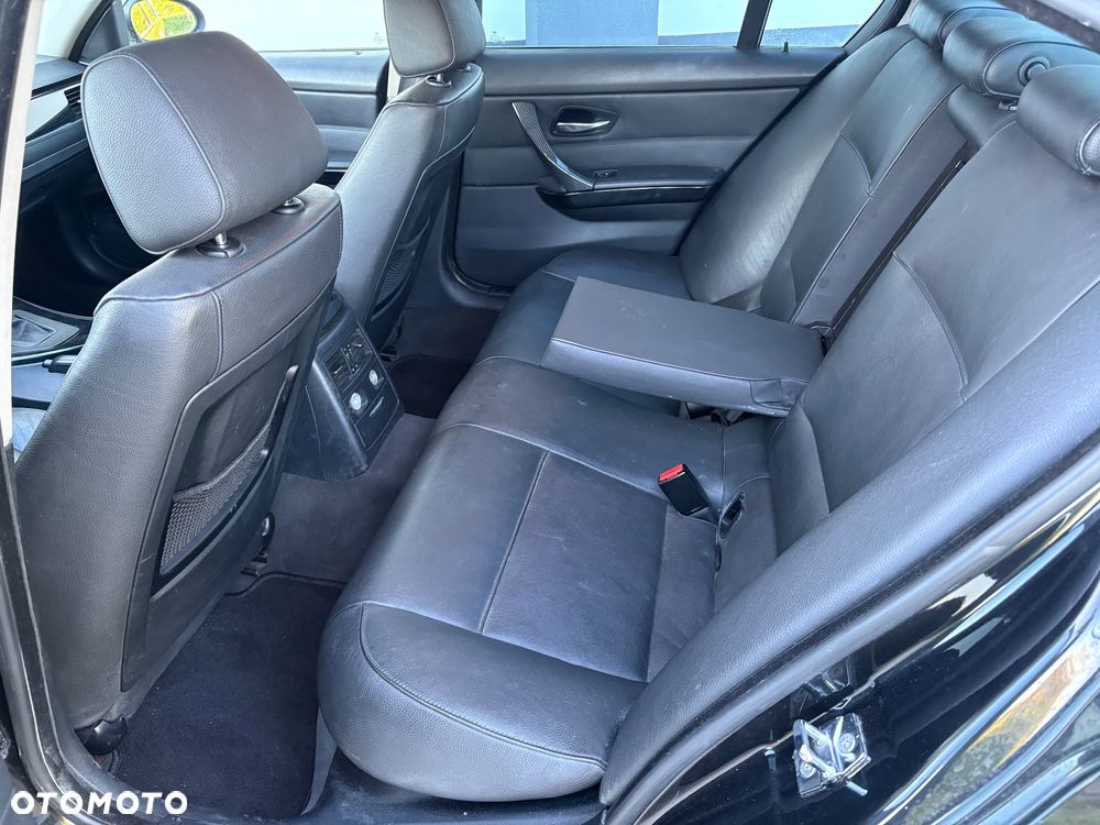 BMW Seria 3 - 12