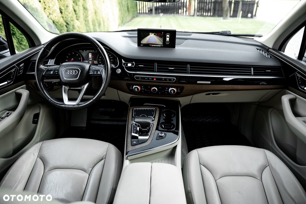 Audi Q7 - 28