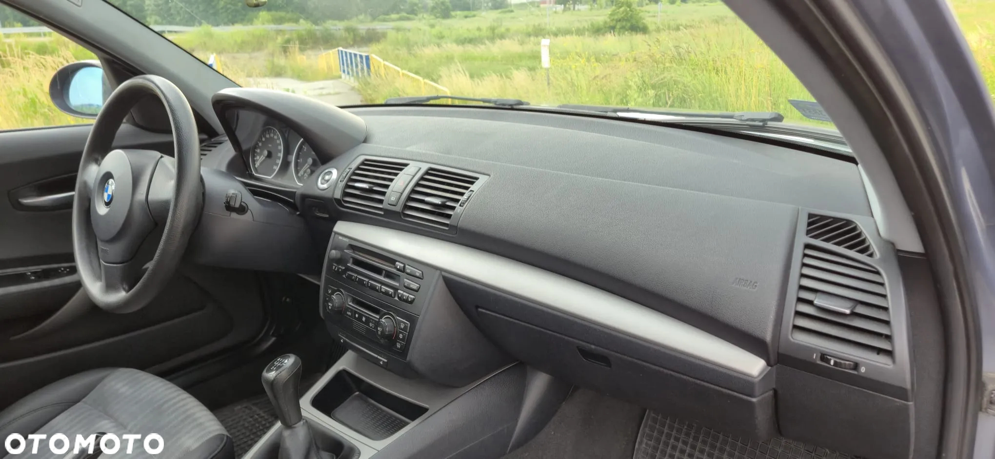 BMW Seria 1 116i - 13