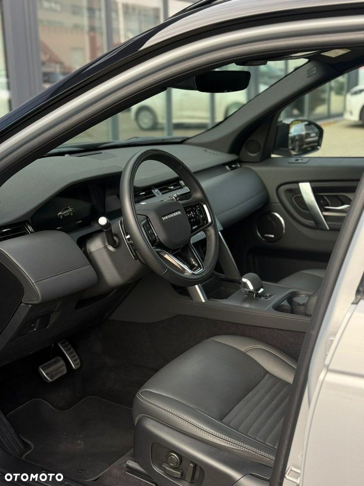 Land Rover Discovery Sport - 18