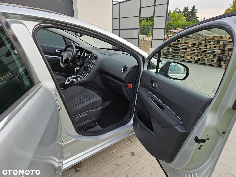 Peugeot 5008 e-HDI FAP 115 EGS6 Stop&Start Allure - 15