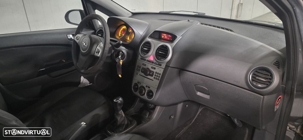 Opel Corsa 1.3 CDTi Cosmo - 5