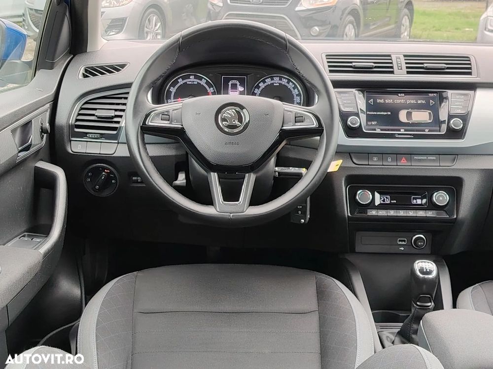Skoda Fabia 1.0 TSI Ambition - 11