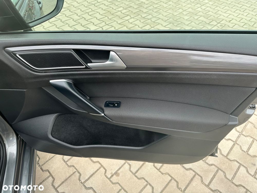Volkswagen Golf Sportsvan SV 1.0 TSI Trendline - 28