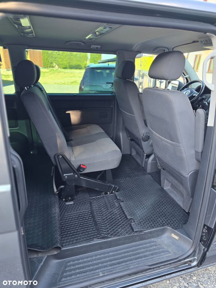 Volkswagen Transporter - 18