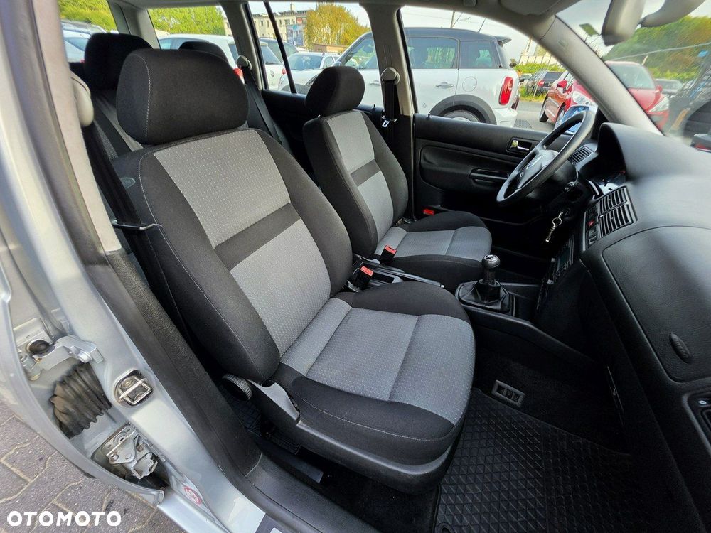 Volkswagen Golf Variant 1.6 - 21