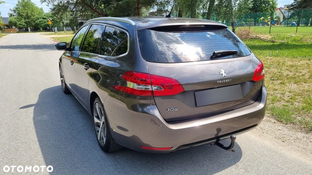 Peugeot 308 1.2 PureTech Allure S&S - 3