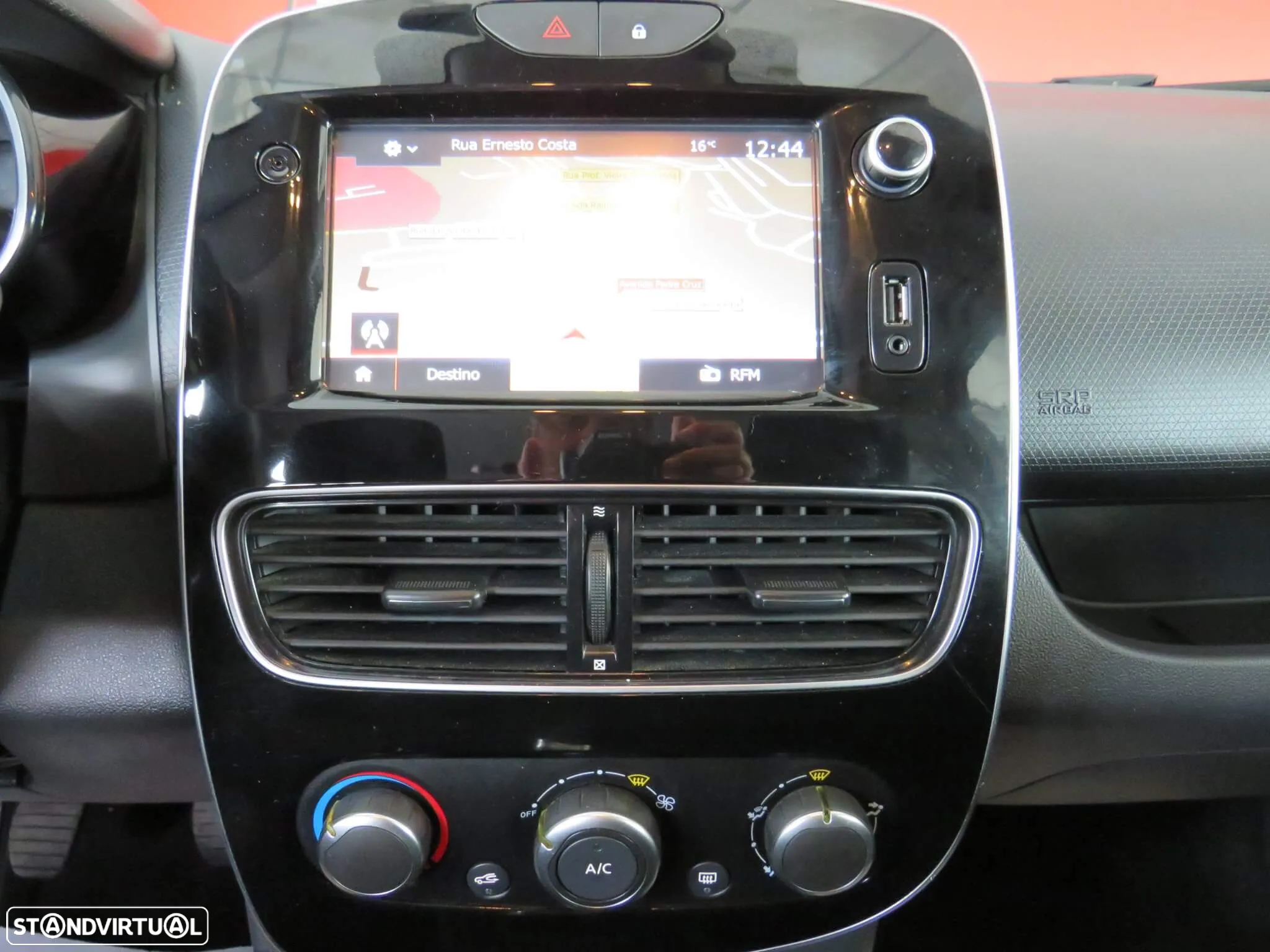 Renault Clio Sport Tourer 0.9 TCe Limited - 34