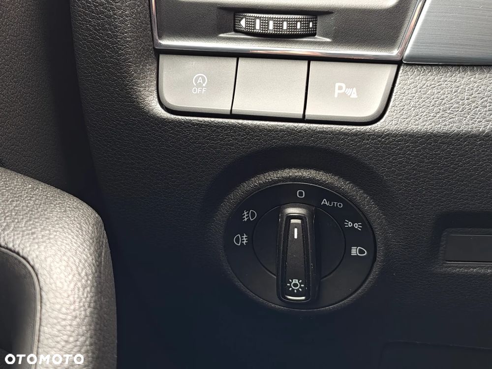 Skoda Fabia 1.0 TSI Ambition - 19