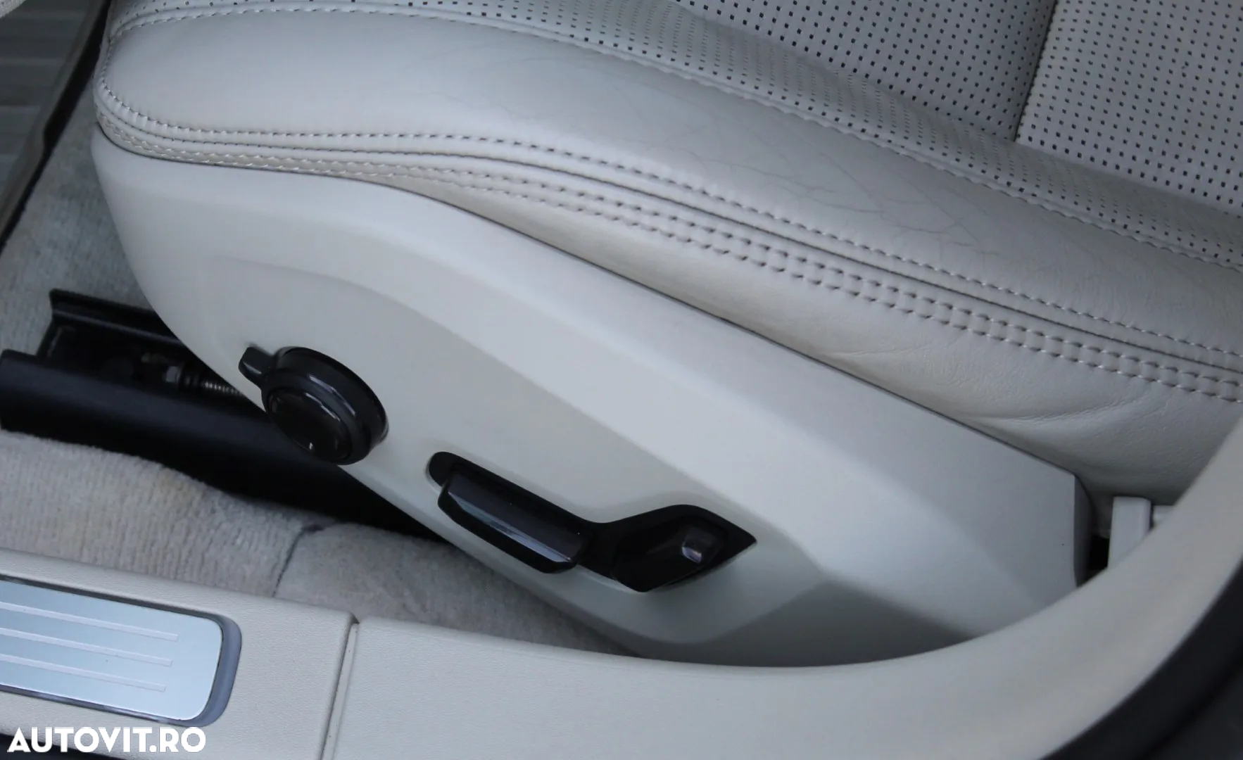 Volvo S90 D5 AWD Inscription - 24