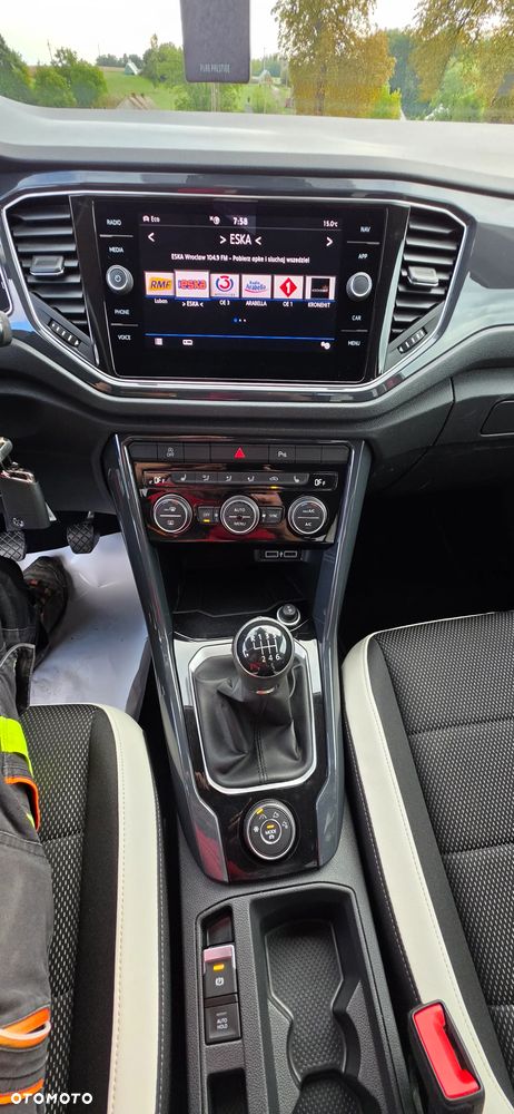 Volkswagen T-Roc - 31