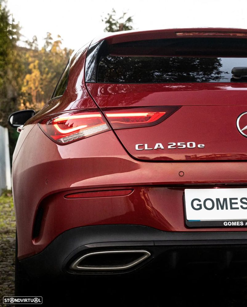 Mercedes-Benz CLA 250 e Shooting Brake AMG Line - 8