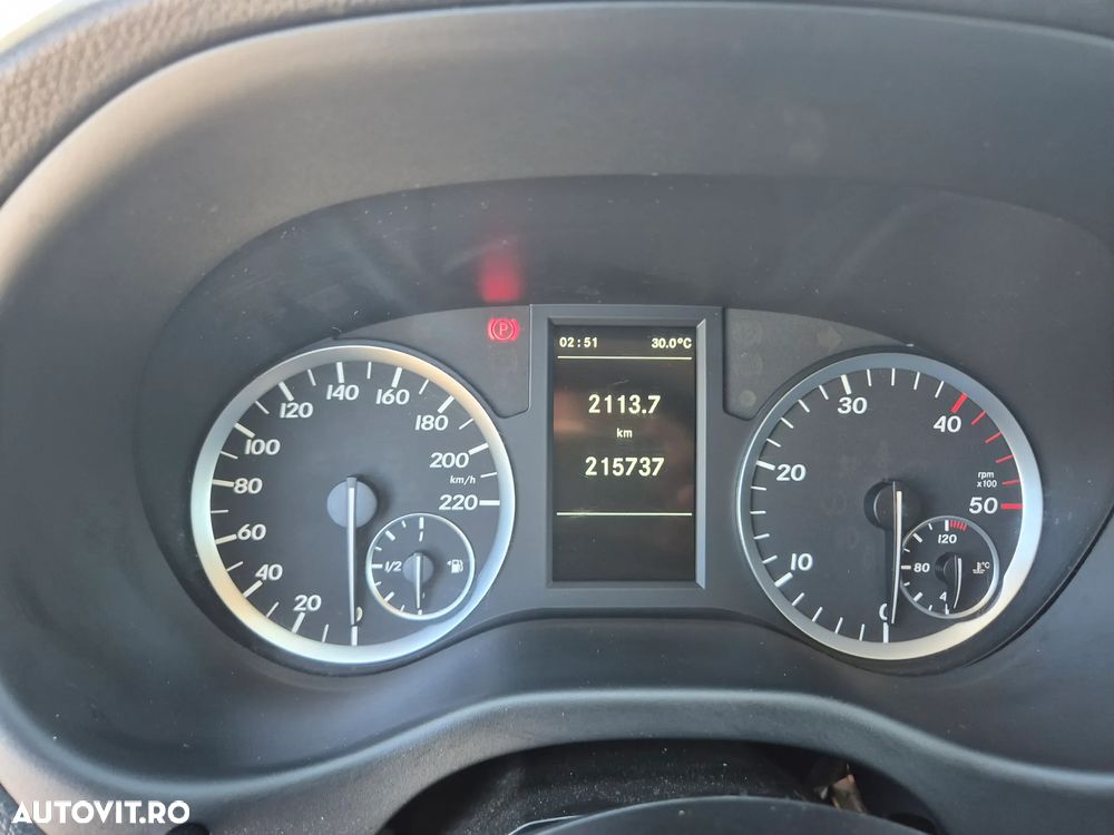 Mercedes-Benz Vito - 13