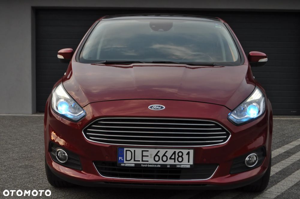 Ford S-Max 2.0 EcoBlue Titanium - 39
