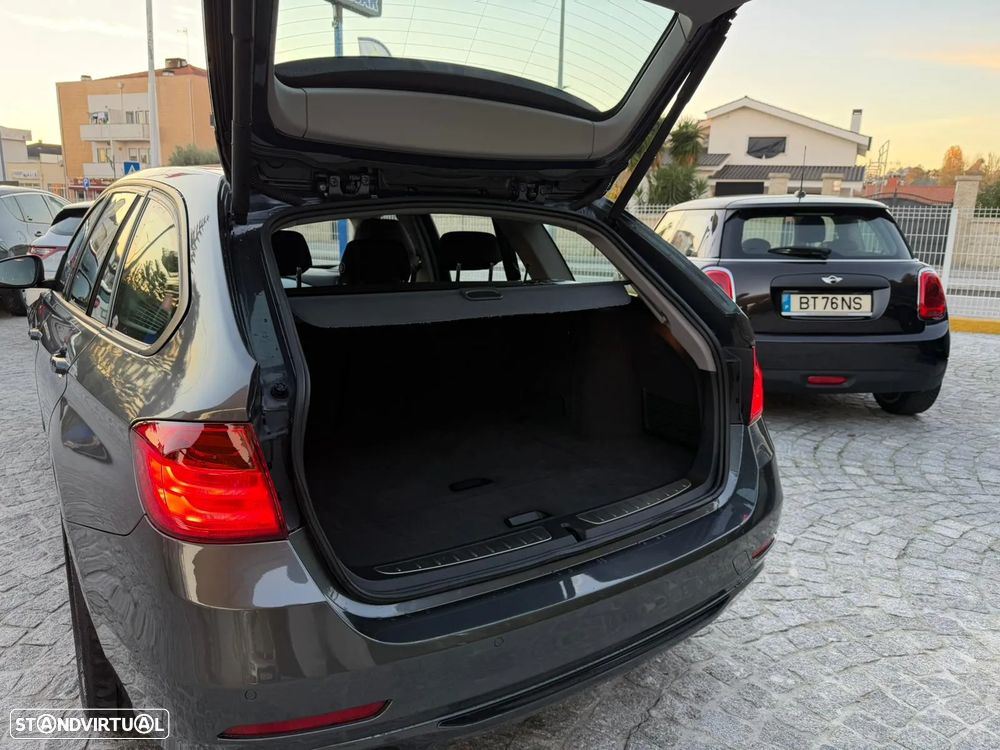 BMW 318 d Touring Line Sport - 6