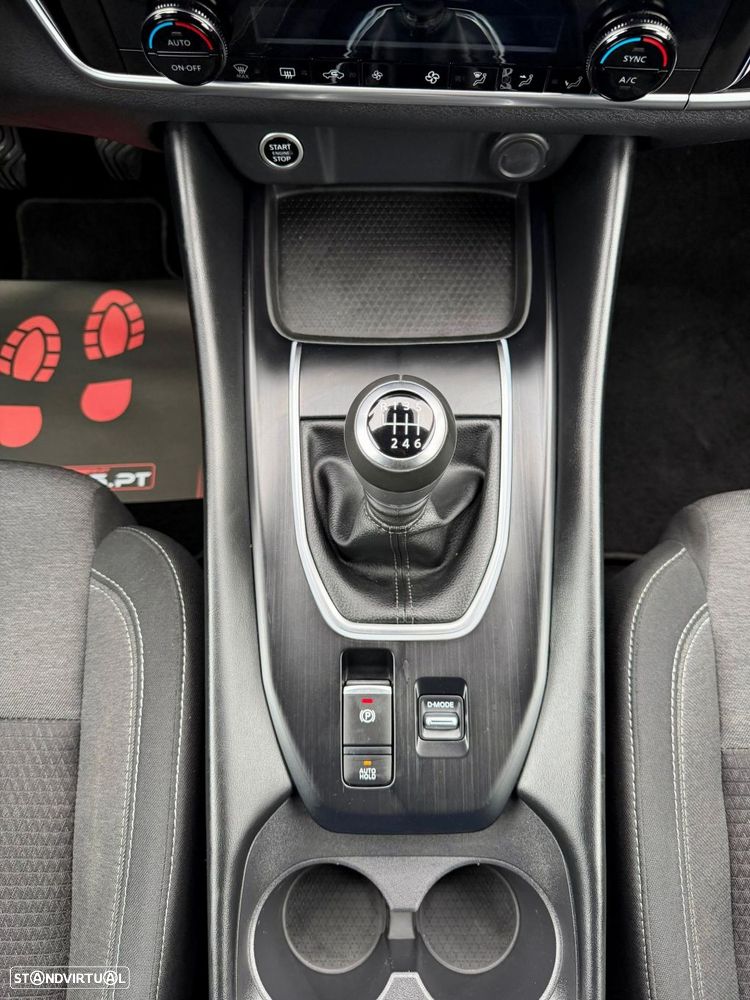 Nissan Qashqai 1.3 DIG-T N-Connecta - 22