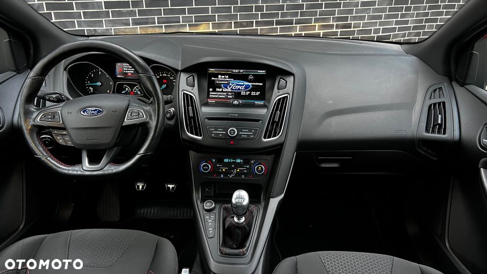 Ford Focus 2.0 TDCi ST-Line ASS PowerShift - 24